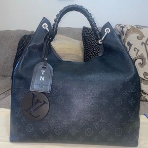 Louis Vuitton Carmel Hobo